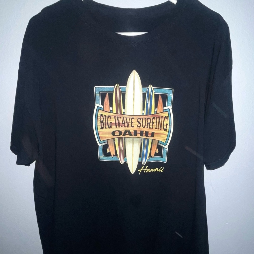 Big Wave Surfing Oahu Graphic T XL